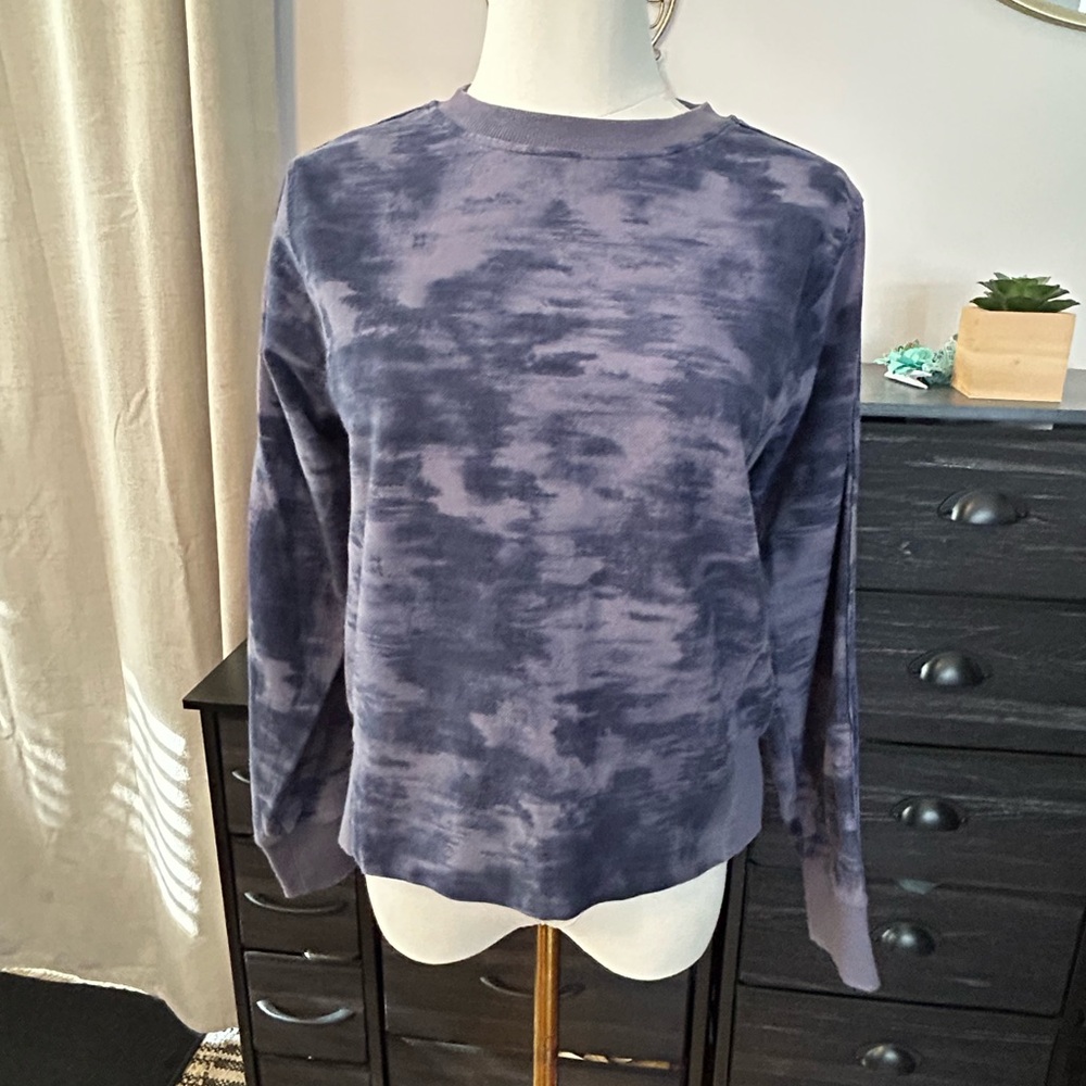 Athleta Women’s Navy Crew Sweatshirt Size XS